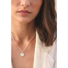 Load image into Gallery viewer, Melt moon necklace