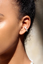 Load image into Gallery viewer, Bigger melt ear cuff