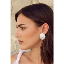 Load image into Gallery viewer, Melt moon earrings
