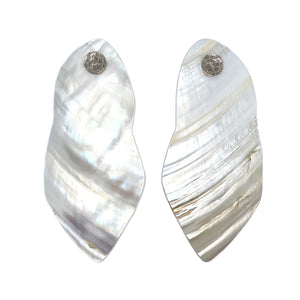 Sculpted shell drop earrings